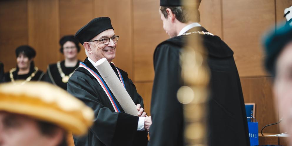 Masaryk University Doctor Honoris Causa to Michael Seng